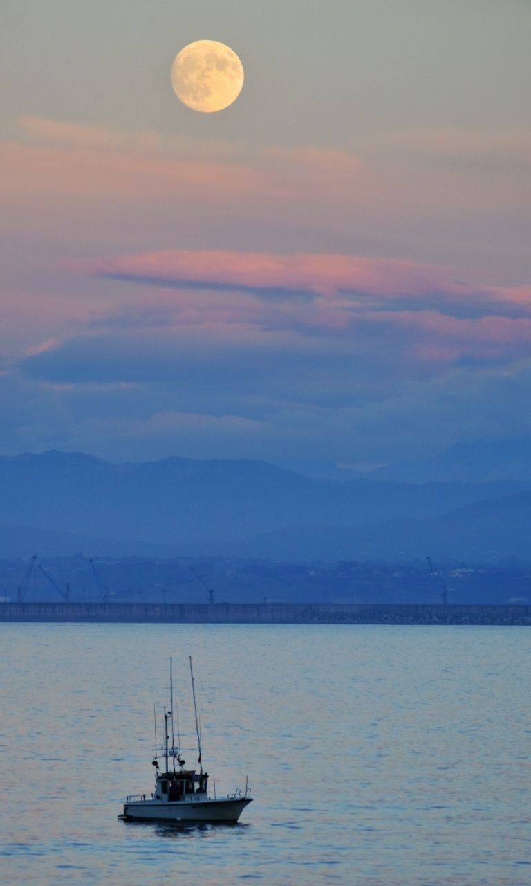 La luna en el mar riela